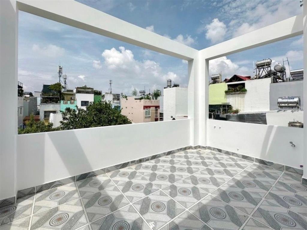 Nhà đẹp khu vip đoàn thị điểm p.1 phú nhuận  ngang 4 m  5 pn  nhỉnh 8 tỷ