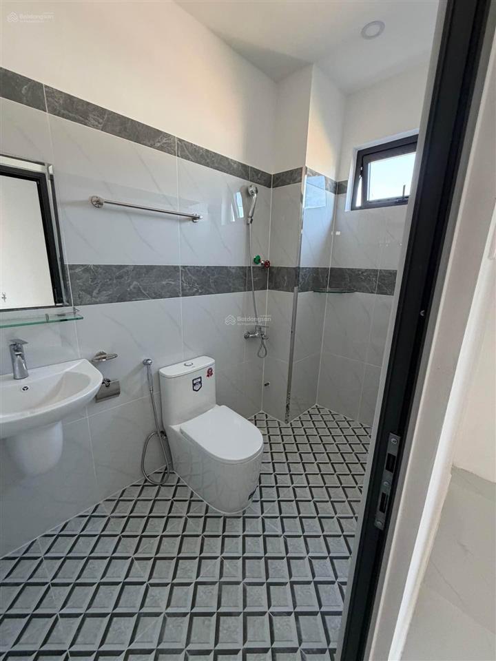 Nhà hẻm ô tô p.1 phú nhuận giáp quận1 40m2  7. xtỷ