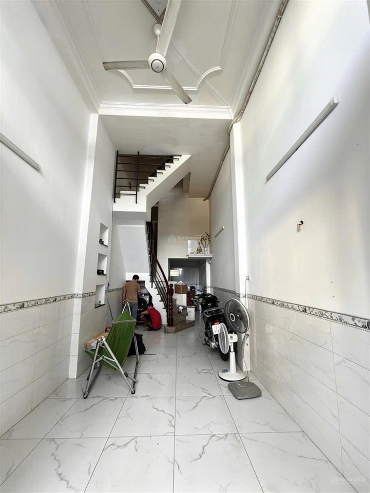 Nhà hẻm ô tô p.1 phú nhuận giáp quận1 40m2  7. xtỷ