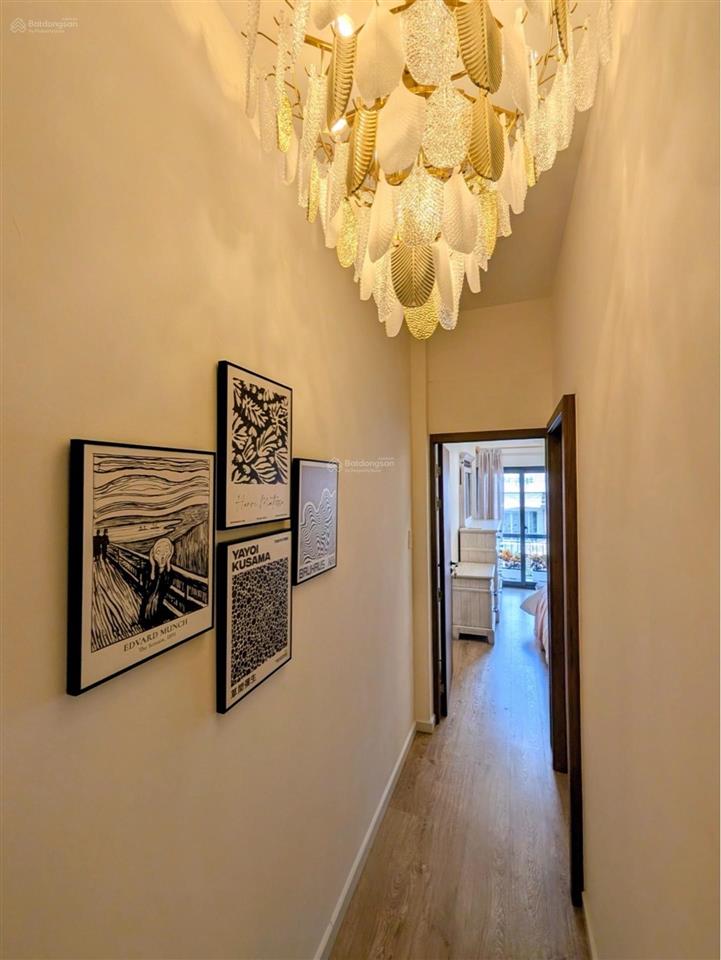 Nhà đẹp full nội thất  ngã tư phú nhuận  3 tầng btct  3pn  36 m2  5.x tỷ