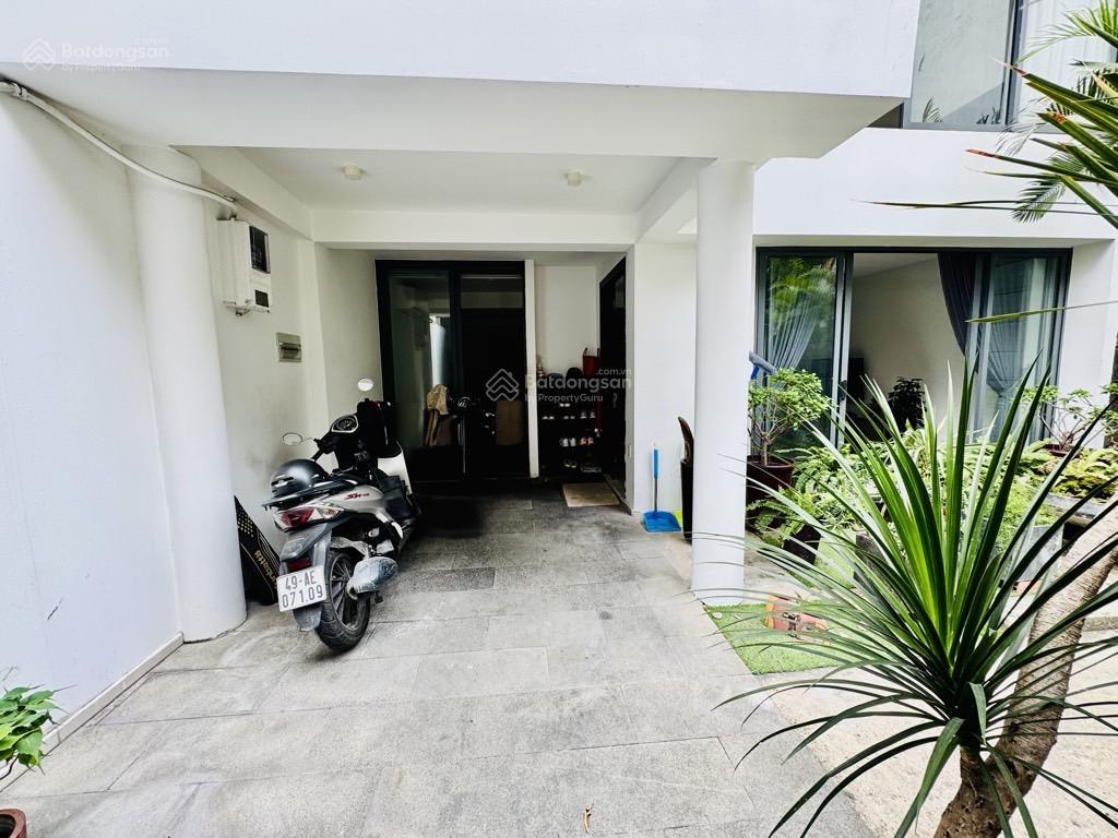 Chủ đi định cư bán gấp villa hoàng văn thụ  163 m2  nhỉnh 26 tỷ