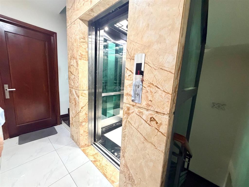 Nhỉnh 14 tỷ  căn nhà góc hẻm xe tải siêu đẹp thang máy xịn  thông ra phan xích long