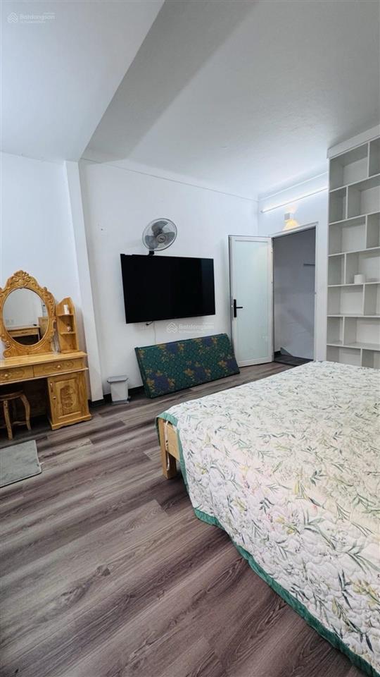 Ngay đh hồng bàng  hẻm xe hơi  4 tầng 4*11m  nhỉnh 9 tỷ