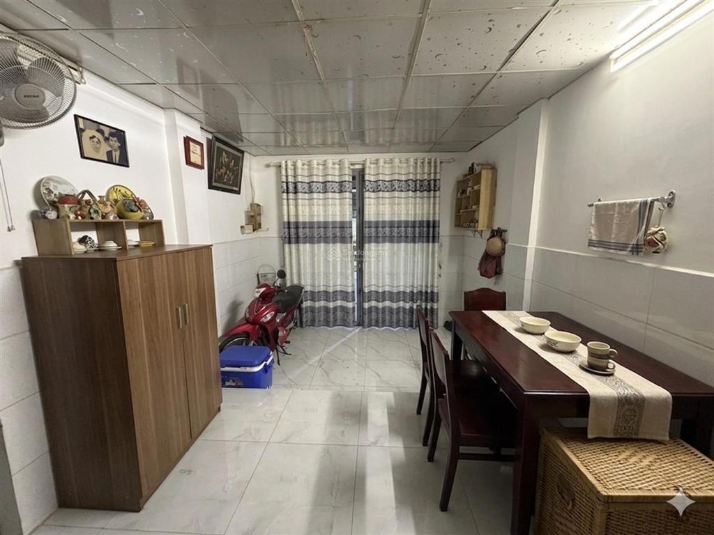 9.8 tỷ tl  căn góc 2 mặt t.iền kinh doanh trung tâm bình thạnh  67.5 m2  3 pn