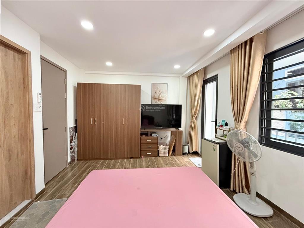 Sát mặt t.iền điện biên phủ  phan văn hân ngang 4 m  3 pn  nhỉnh 7tỷ