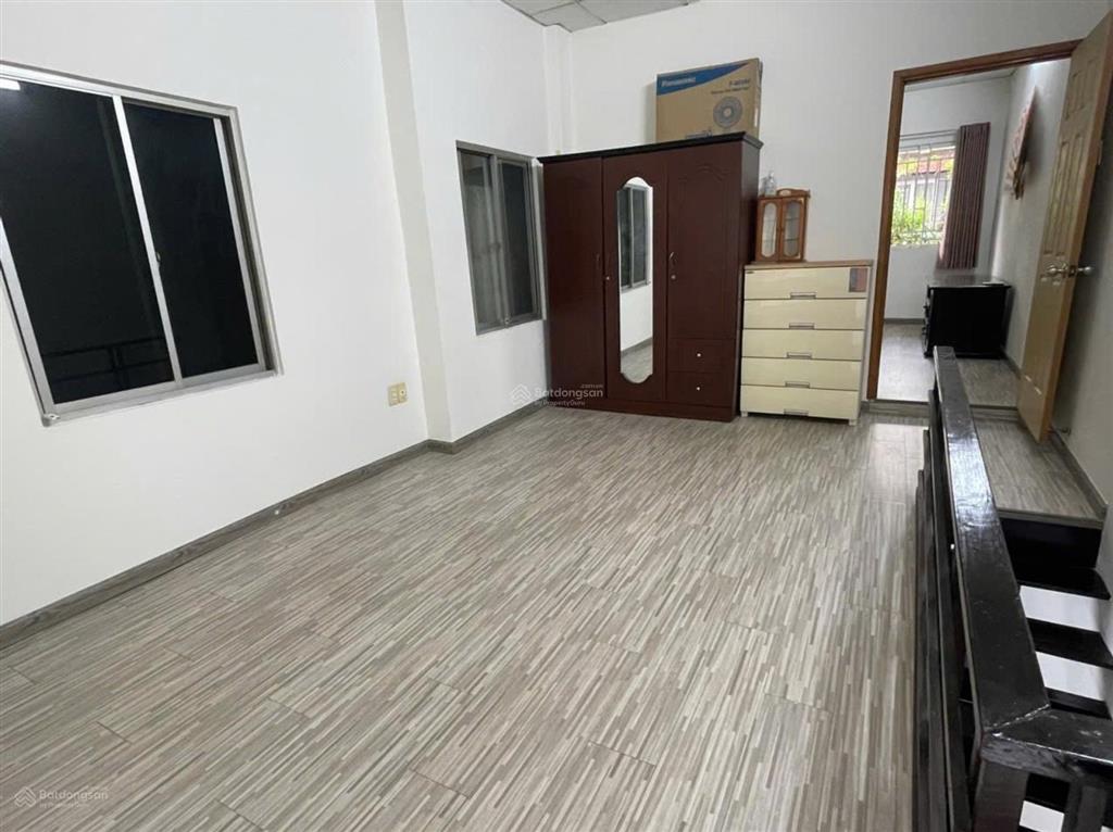 Nhà sát hẻm xe hơi lê quang định, p.7 bình thạnh  4.2*12m  nở hậu 6m  7.2 tỷ tl