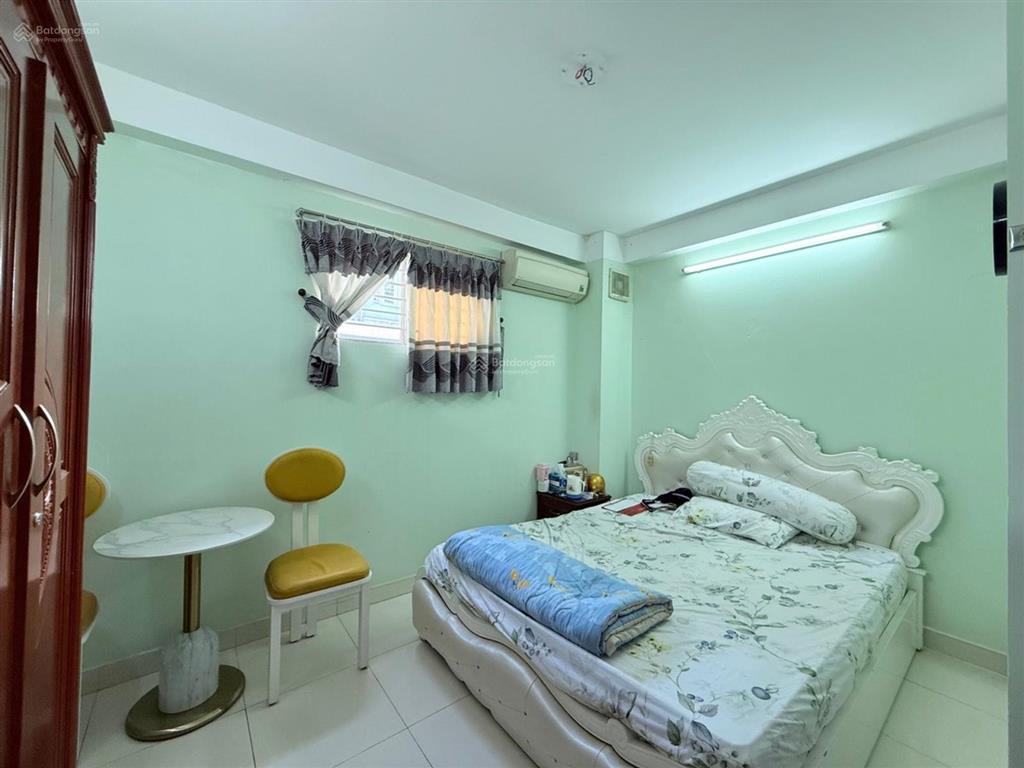 Mặt tiền bùi đình túy  5 tầng  80m  kinh doanh đỉnh  20,9 tỷ tl
