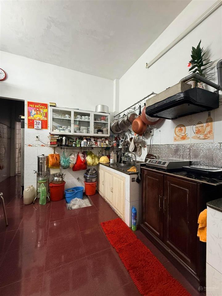 Mặt t.iền bình thạnh  60m2  3 tầng  3 pn  7.5 tỷ