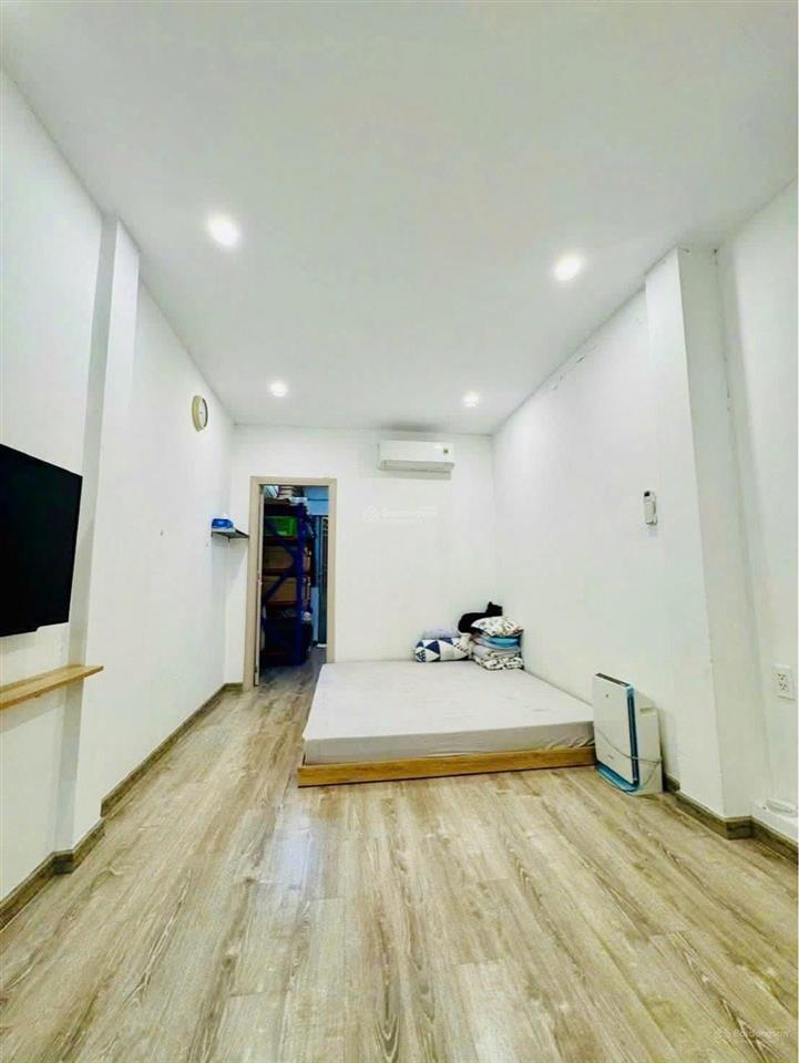Cầu kiệu  phú nhuận  50m  2 tầng đẹp  full nội thất  7,xtỷ