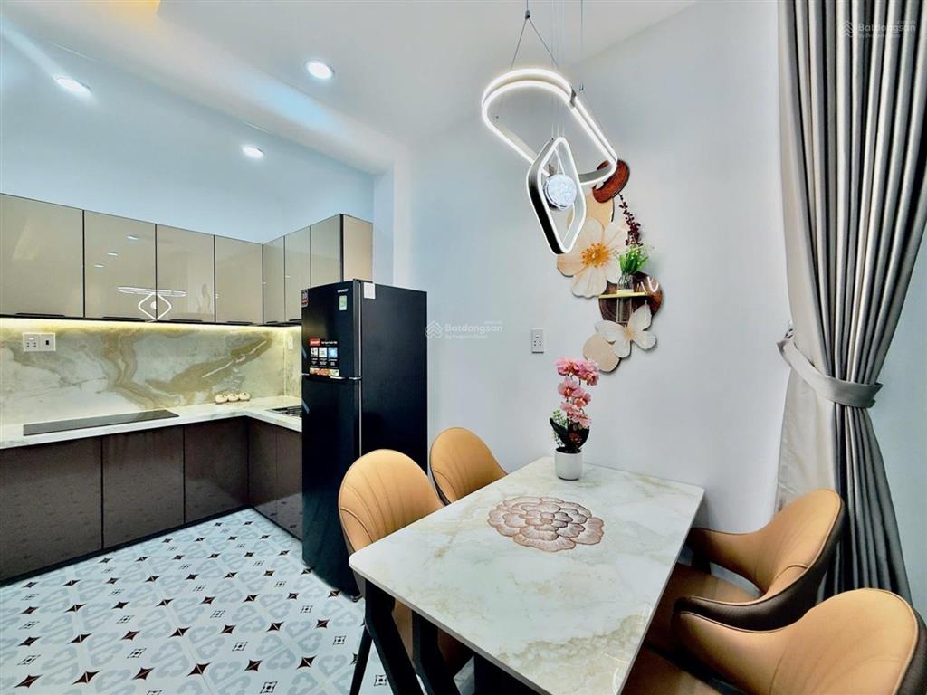 Siêu phẩm thích quảng đức p. 5 phú nhuận  ngang hiếm 7.2m  full nội thất  6.2 tỷ tl