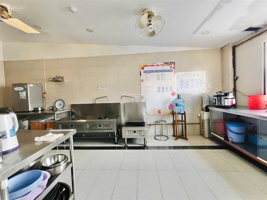 Mặt tiền góc 5 tầng  khu phan xích long phú nhuận  120m  dòng tiền 50tr/tháng  26 tỷ tl