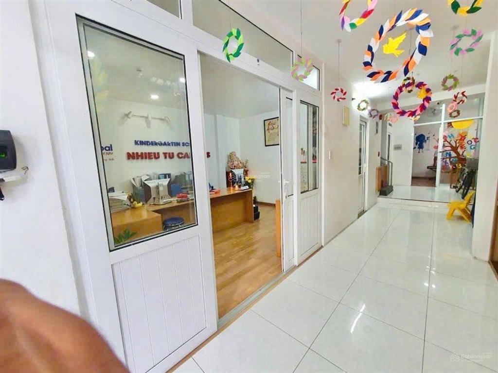 Mặt tiền góc 5 tầng  khu phan xích long phú nhuận  120m  dòng tiền 50tr/tháng  26 tỷ tl