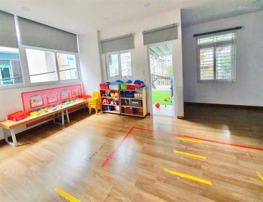 Mặt tiền góc 5 tầng  khu phan xích long phú nhuận  120m  dòng tiền 50tr/tháng  26 tỷ tl