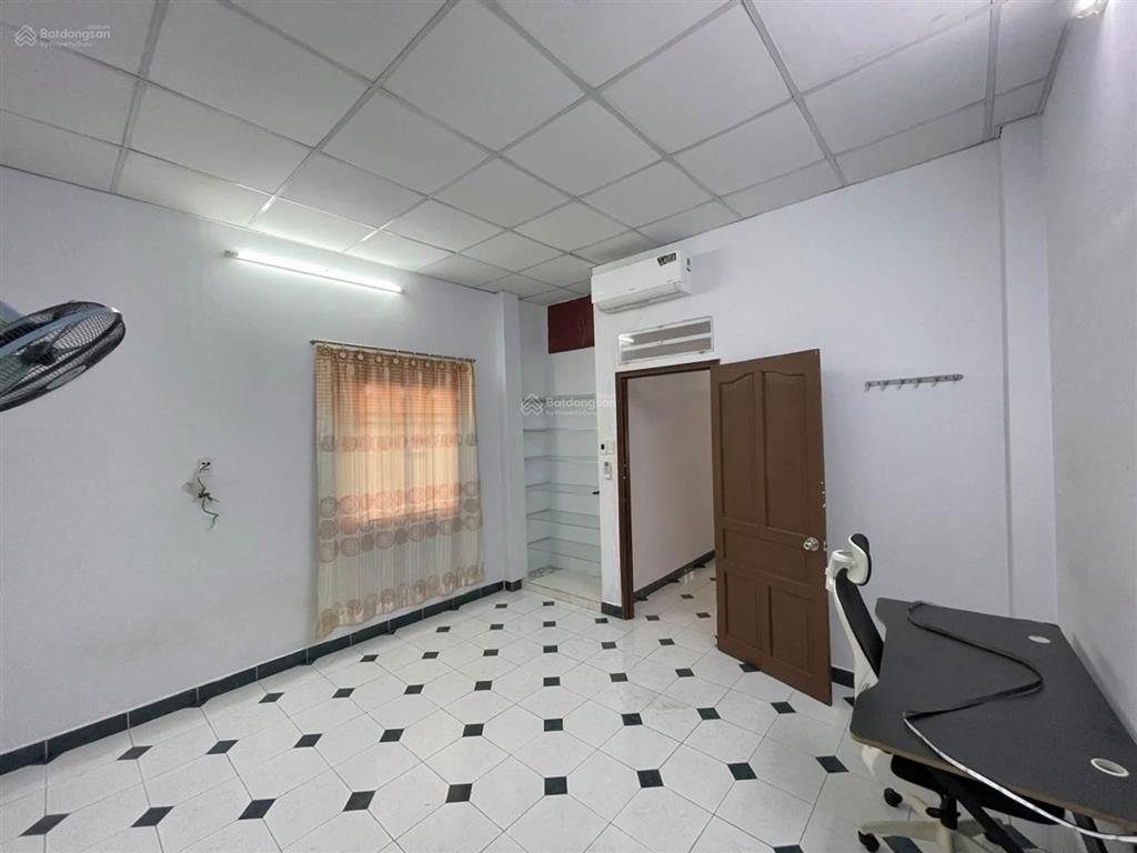 Nguyễn kiệm  hẻm xe hơi  4*12m  nở hậu dòng tiền 14tr/tháng  7.2 tỷ tl
