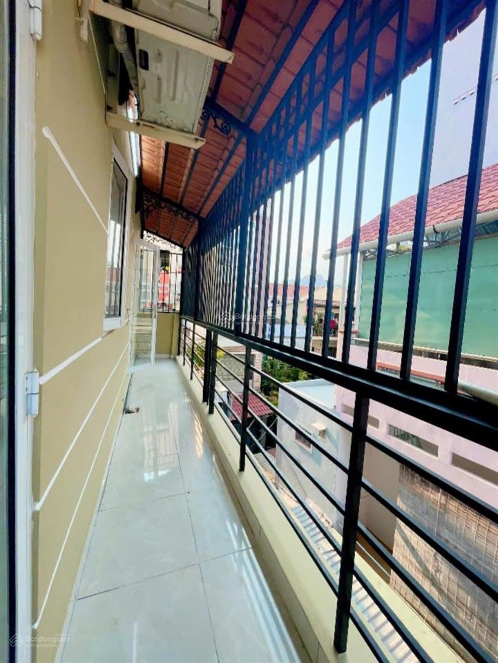 Bán nhà đẹp 4 tầng vào ở ngay. gần đường vĩnh hội