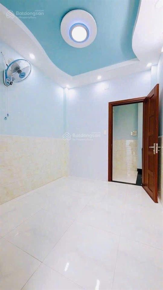 Bán nhà 5 tầng đường trước nhà 4m thông thoáng sát mặt tiền đường