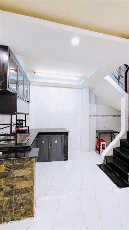 Bán nhà 5 tầng đường trước nhà 4m thông thoáng sát mặt tiền đường