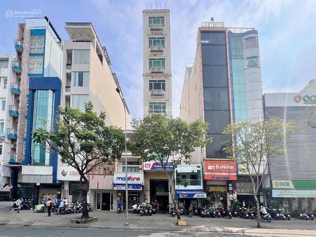 Bán tòa nhà mặt tiền đường hoàng diệu. thấp hơn ngân hàng định giá.