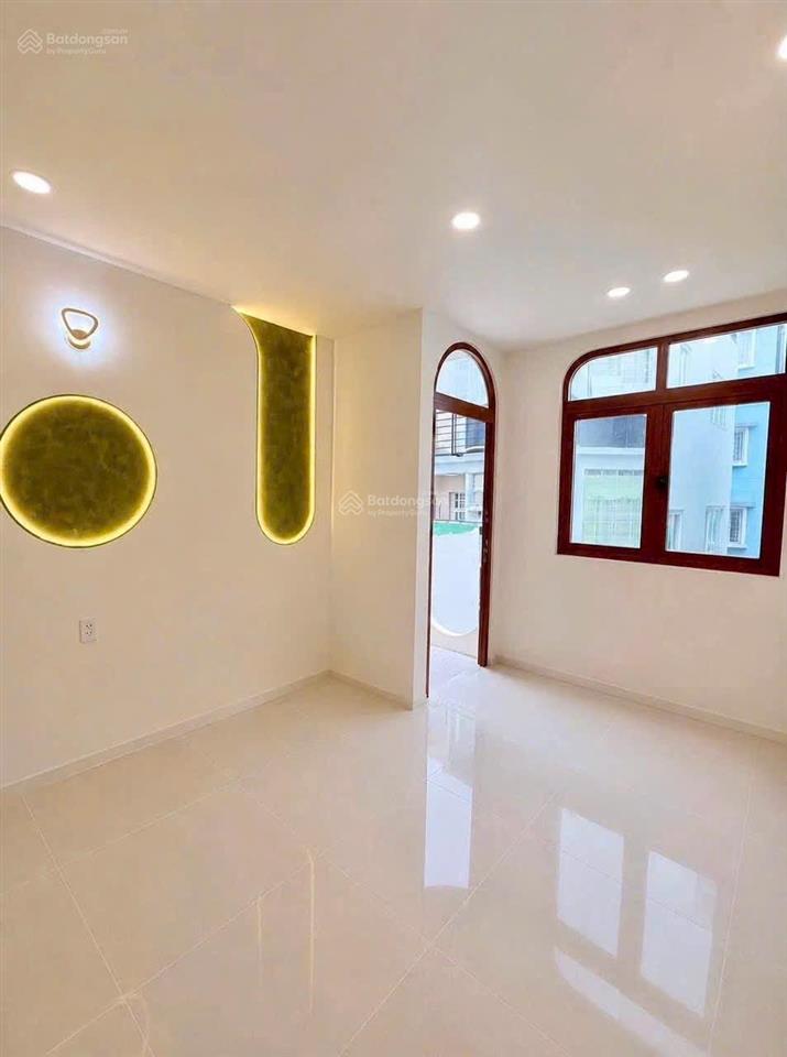 Bán nhà đẹp 4 tầng vào ở ngay. khu dân cư hoàn công đủ. hẻm rộng 3m thông thoáng.