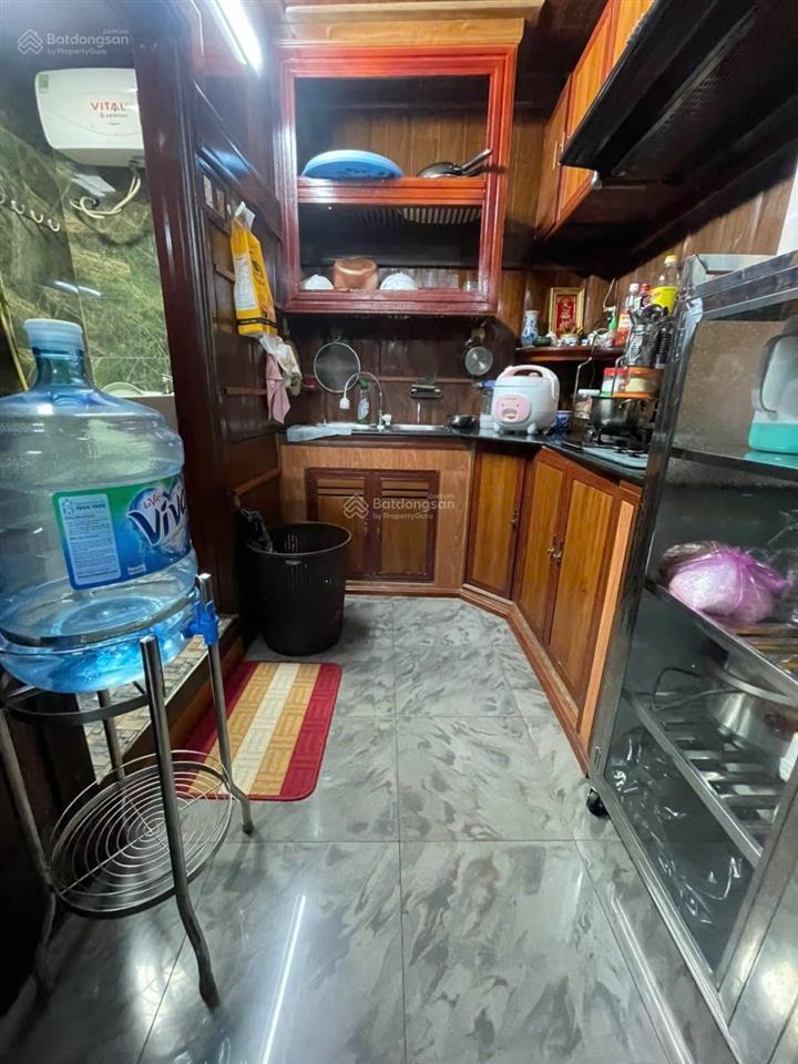Bán nhà 3 tầng vào ở ngay. khu phức hợp giáp bến vân đồn