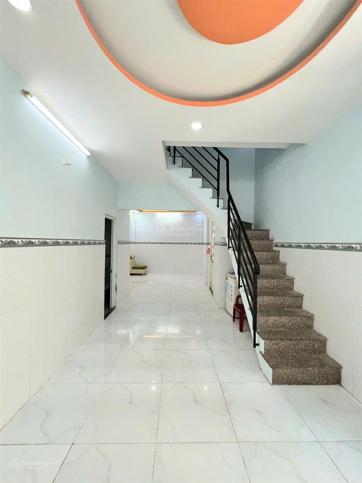 Bán nhà 2 tầng gần trường học trên đường tôn thất thuyết