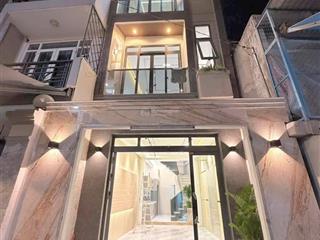 Bán nhà 4 tầng vào ở ngay. mặt tiền hẻm dễ kinh doanh và ở trên đường khánh hội