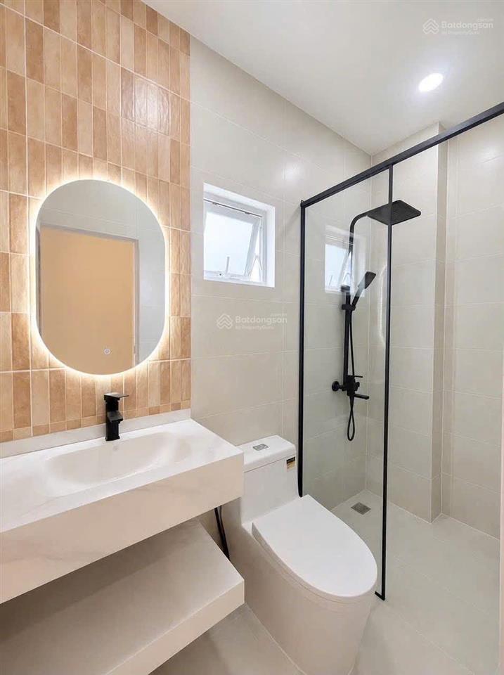 Bán nhà đẹp 4 tầng gần chợ đường hoàng diệu