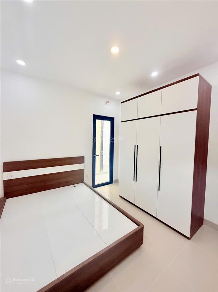 Bán nhà 4 tầng hẻm rộng gần nhà thờ đường tôn thất thuyết. 61m chỉ 6 tỷ 500 triệu tl