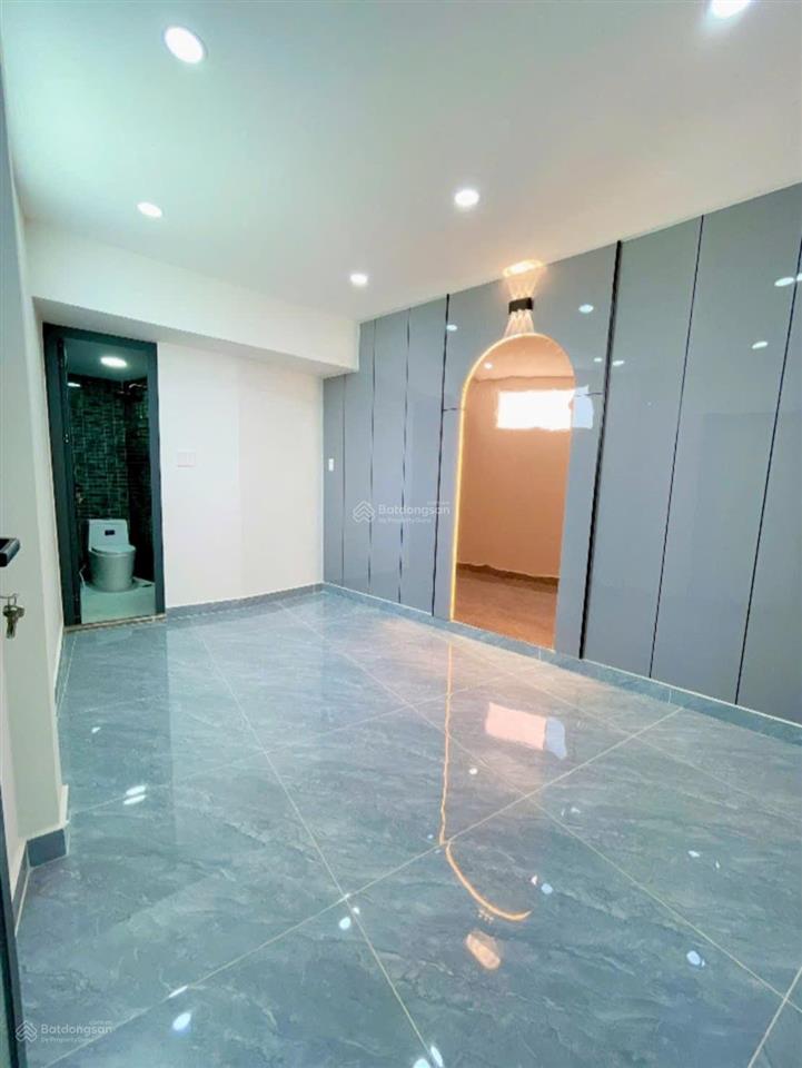 Bán nhà đẹp 2 tầng gần đường vĩnh hội. khu dân cư an ninh, hàng xóm thân thiện.