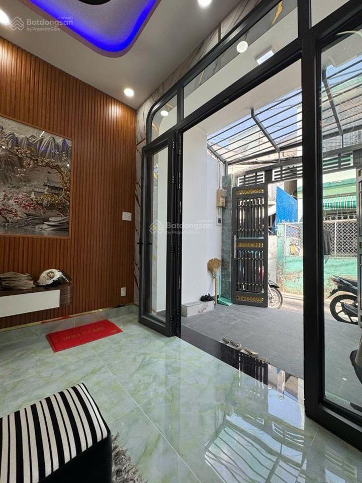 Bán nr bình đông sát q5, mới 100%, hẻm thẳng 3,5m, 2 lầu, 50m2, 5 tỷ, shr hc đủ