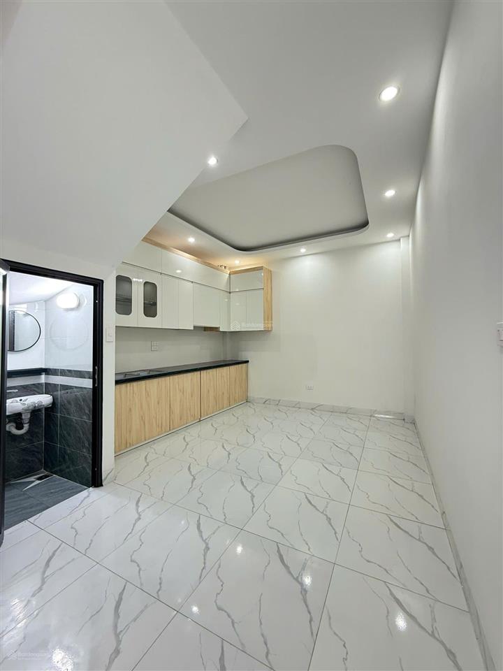 Hiếm! nhà đẹp quang lãm 6 ngủ ô tô cách 10m đầu tư/dòng tiền đỉnh. 45m * 5 tầng * mt 4m. giá đtu