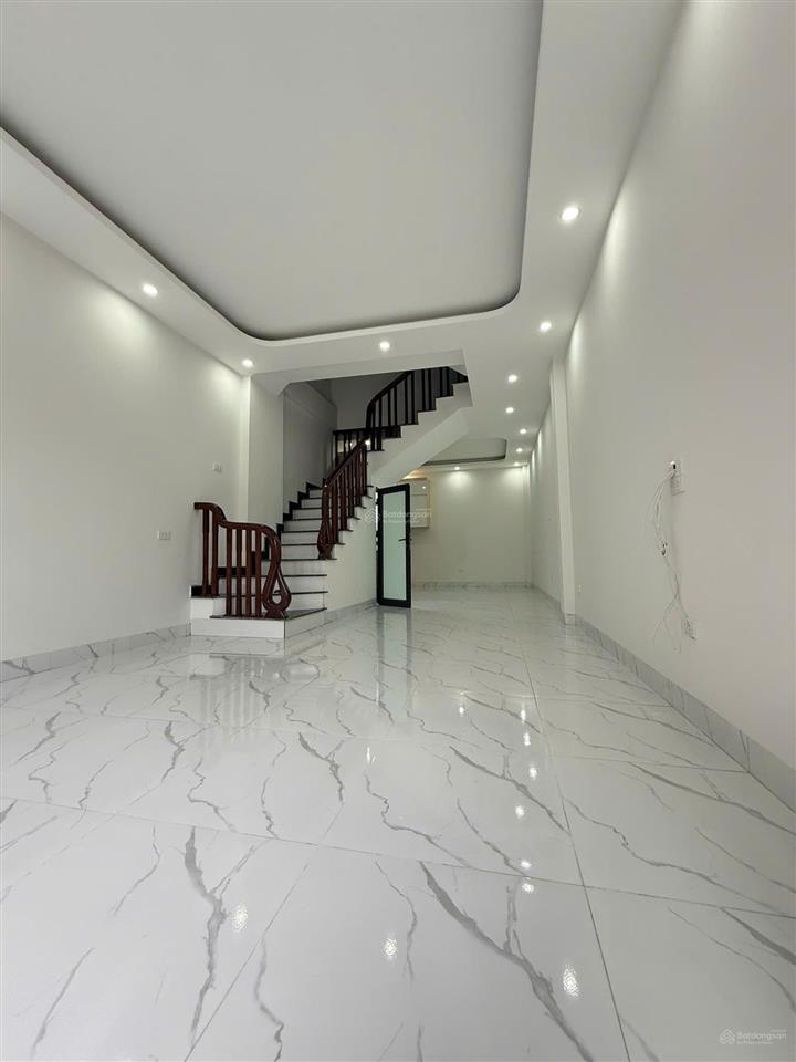 Hiếm! nhà đẹp quang lãm 6 ngủ ô tô cách 10m đầu tư/dòng tiền đỉnh. 45m * 5 tầng * mt 4m. giá đtu