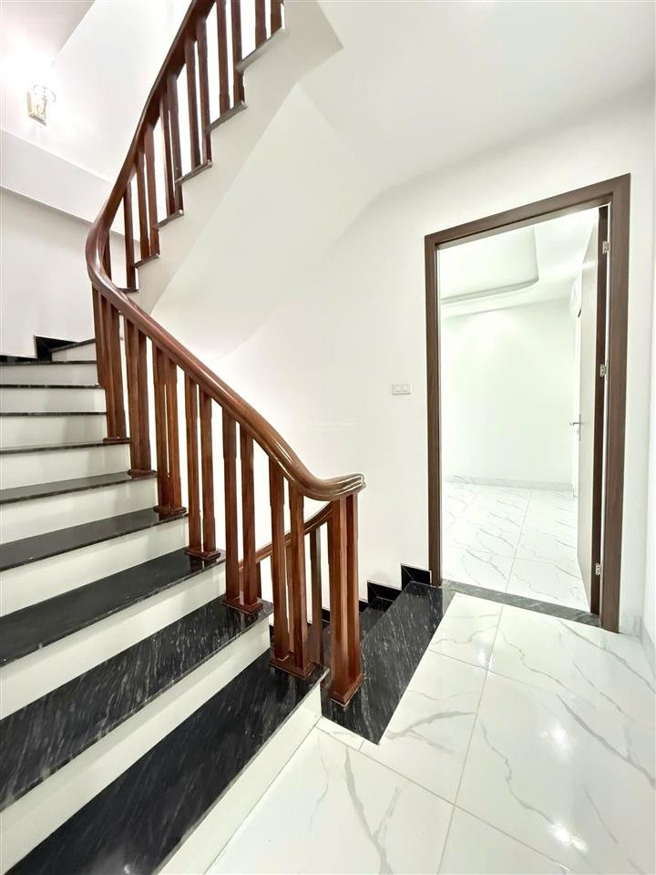 Hiếm! nhà đẹp quang lãm 6 ngủ ô tô cách 10m đầu tư/dòng tiền đỉnh. 45m * 5 tầng * mt 4m. giá đtu