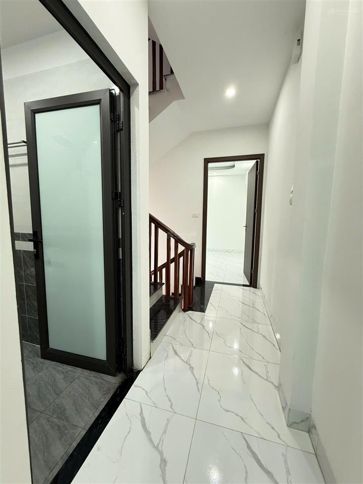 Hiếm! nhà đẹp quang lãm 6 ngủ ô tô cách 10m đầu tư/dòng tiền đỉnh. 45m * 5 tầng * mt 4m. giá đtu