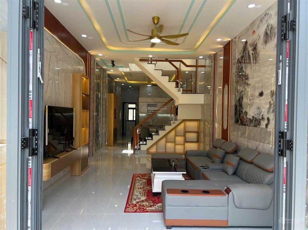 Nhà mới, đẹp, 52m, 4 tầng, full nội thất, ôtô đỗ cửa, tl43, bình chiểu ( tam bình mới), 5,85 tỷ