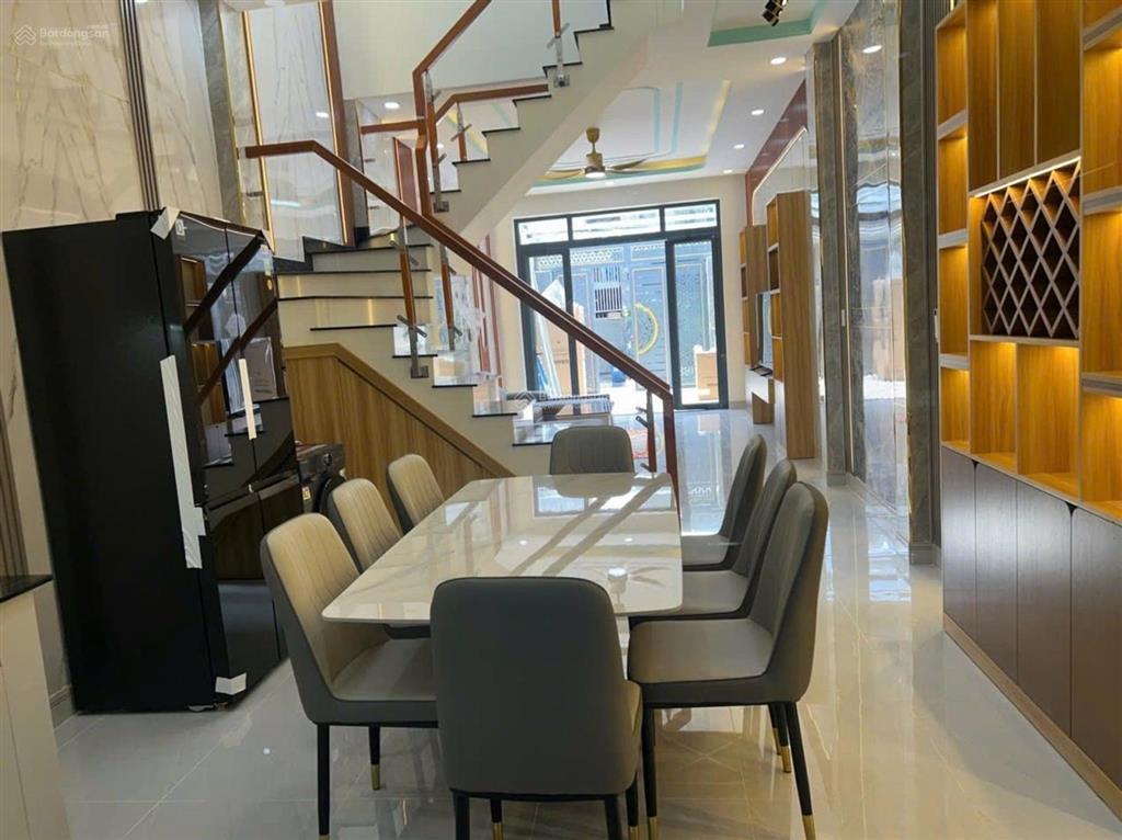 Nhà mới, đẹp, 52m, 4 tầng, full nội thất, ôtô đỗ cửa, tl43, bình chiểu ( tam bình mới), 5,85 tỷ
