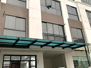 Cho thuê biệt thự lk dt 150m2 x5 tầng thang máy tại hoàng thành villas, 55tr/th