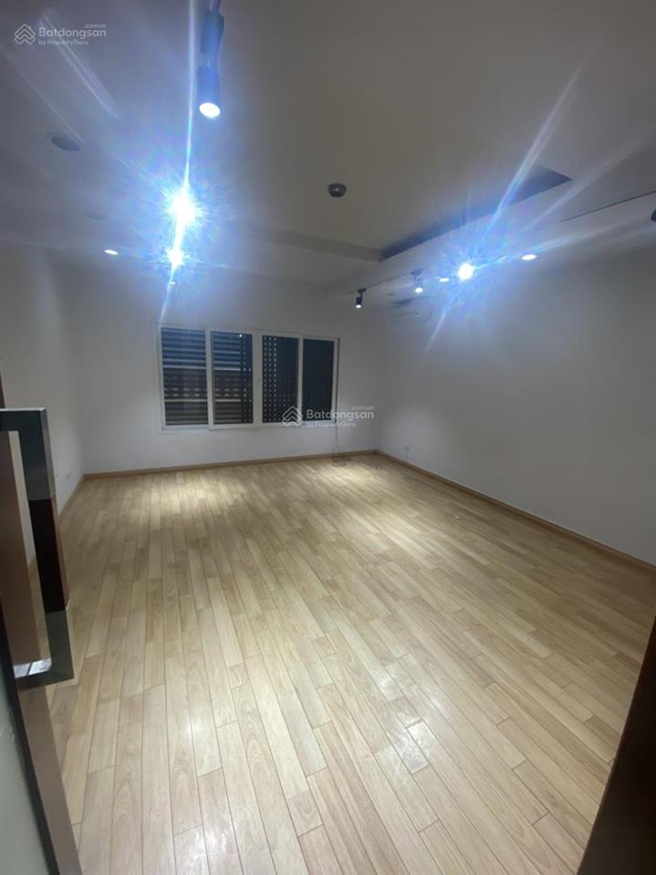 Cho thuê nhà riêng phân lô tại phố ngụy như kon tum, thanh xuân, dt 60m x5t, 30 triệu