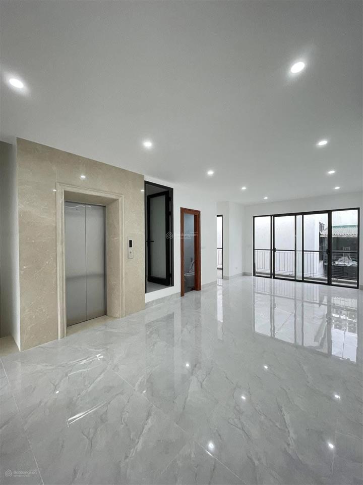 Cho thuê biệt thự lk dt 150m2 x5 tầng thang máy tại hoàng thành villas, 55tr/th