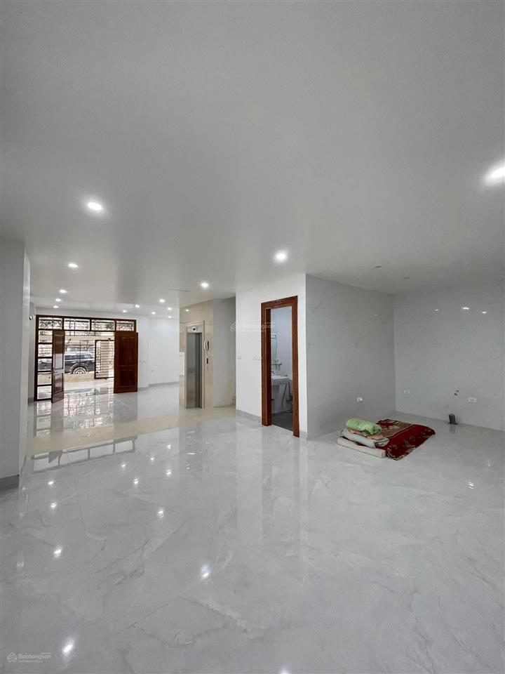 Cho thuê biệt thự lk dt 150m2 x5 tầng thang máy tại hoàng thành villas, 55tr/th