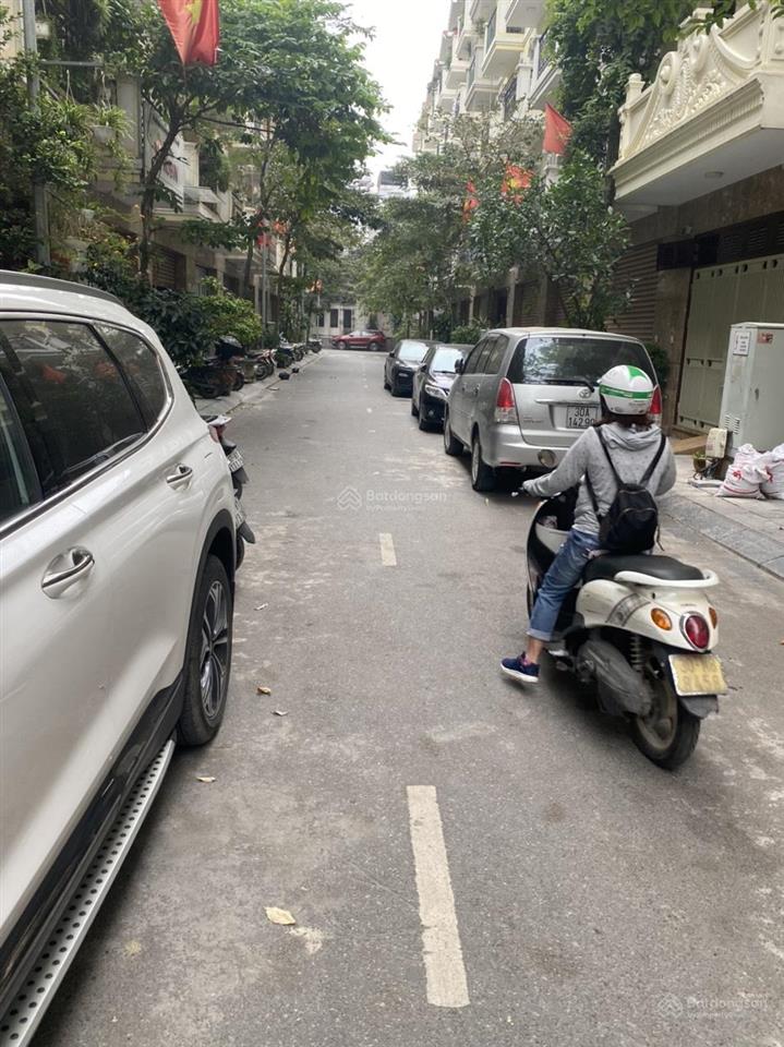 Cho thuê nhà lk dt 75m x5t , 35 triệu, tại liền kề 96 nguyễn huy tưởng,