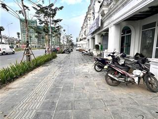 Cho thuê nhà mp lê quang đạo kéo dài ( luis đại mỗ) diện tích 105m x5 tầng thông sàn thang máy,45tr
