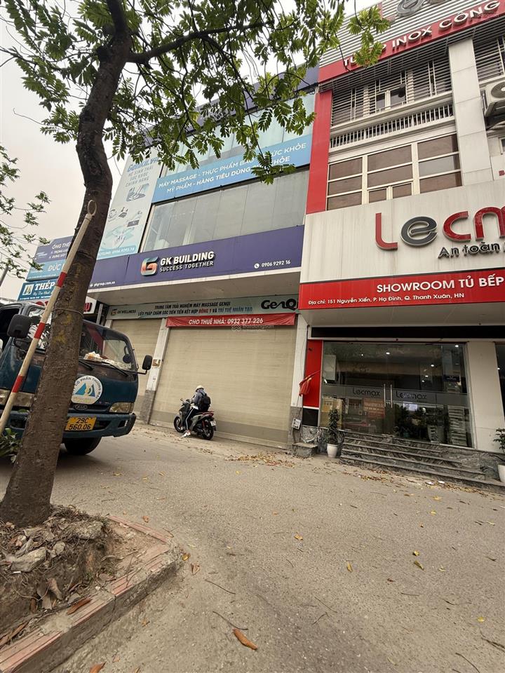 Cho thuê nhà mặt phố làm showroom , cửa hàng ,tại nguyễn xiển, 75 triệu, 270 m2, mặt tiền 8m.