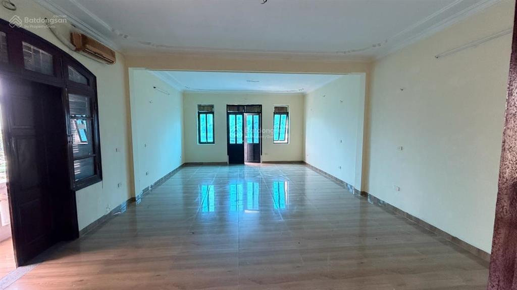 Cho thuê nhà mặt phố 85m², 5t thông sàn, mt 8m, thang máy tại mai anh tuấn, đống đa, giá 50tr/th