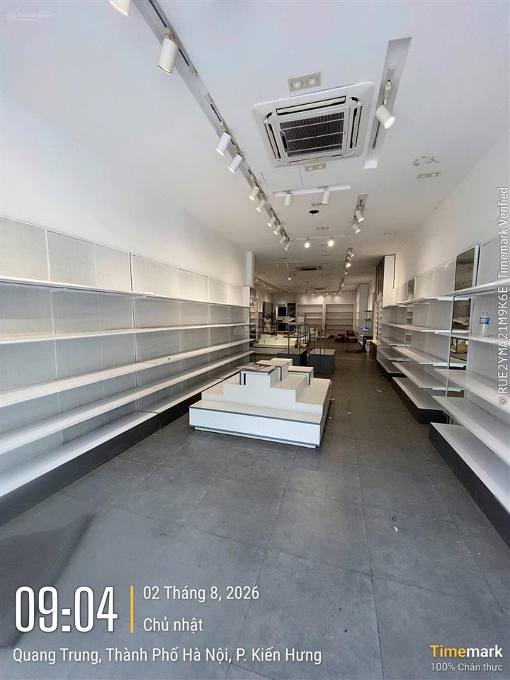 Cho thuê cửa hàng kinh doanh, showroom, mặt phố quang trung, diện tích 260m2, mặt tiền 8m. giá 50tr