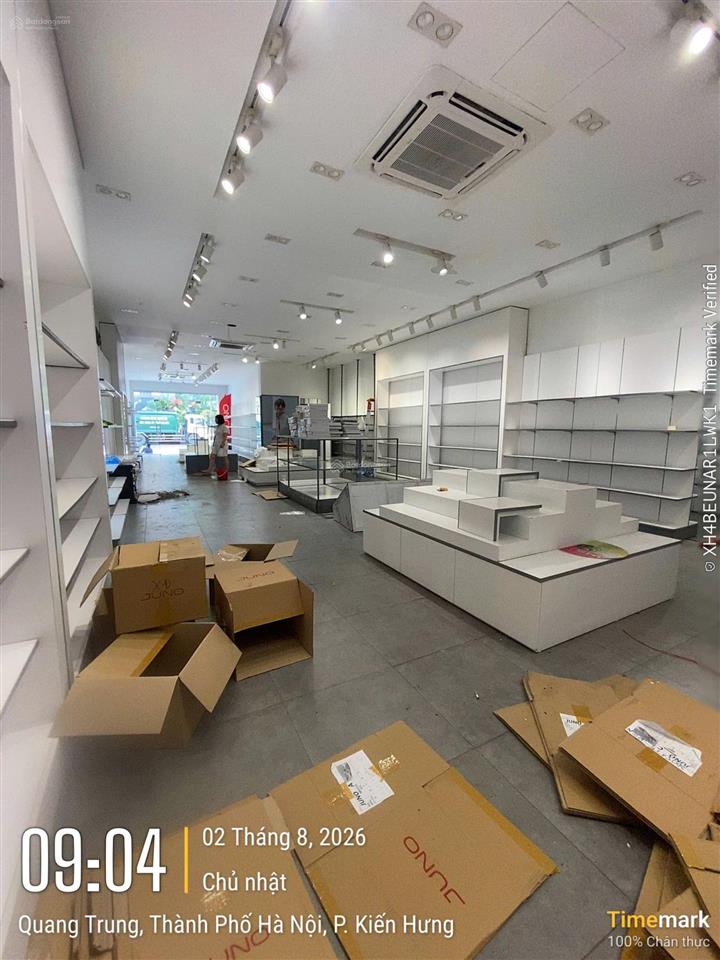 Cho thuê cửa hàng kinh doanh, showroom, mặt phố quang trung, diện tích 260m2, mặt tiền 8m. giá 50tr