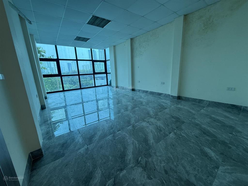 Cho thuê nhà liền kề kđt mới đại kim nguyễn xiển. dt 70m2, 5 tầng, mt 5m, 25tr/th  0886 810 ***