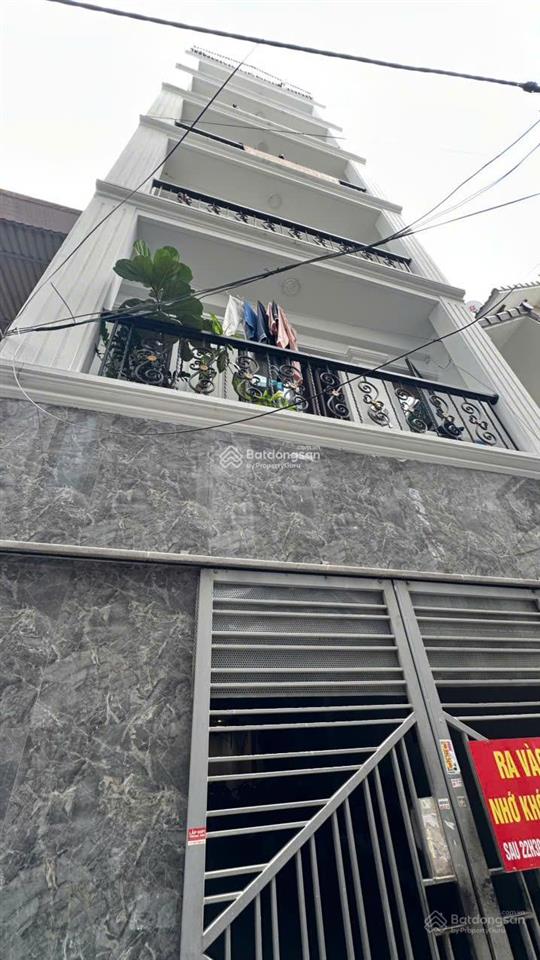 Bán chdv cao cấp phú diễn 81m 7 tầng, 40m ra phố kinh doanh sầm uất, ngõ thoáng, rộng, chỉ 17.88 tỷ