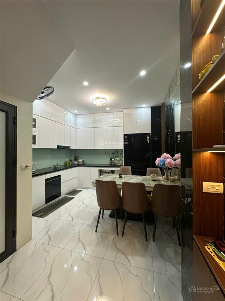 Bán nhà đẹp 5 tầng, 6 ngủ, nội thất cao cấp phố trung kiên  tây tựu  tây thăng long, 6.6 tỷ.