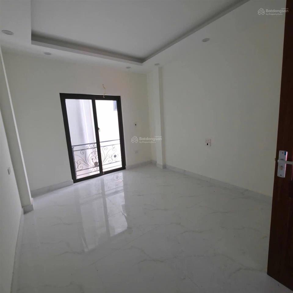 Bán gấp nhà tây tựu 5 tầng, 31m2, 60m ra đường tây thăng long, vị trí siêu đẹp, chỉ 4.1 tỷ